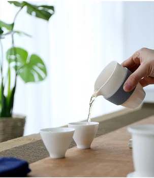 Beli Kitajski Stekla Potovanja Čaj Nastavite Kung Fu TeaSet Keramični Prenosni Teaware Porcelana Čajne Skodelice Čaja Obred Darilo Za Prijatelja