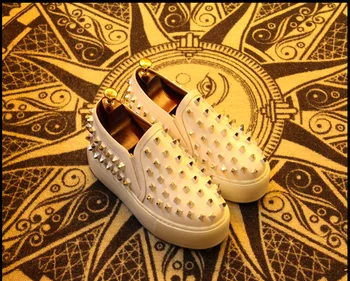 Novo loafers priložnostne bele čevlje, usnje zdrsne na zakovice čevlji za moške formalno moški čevlji